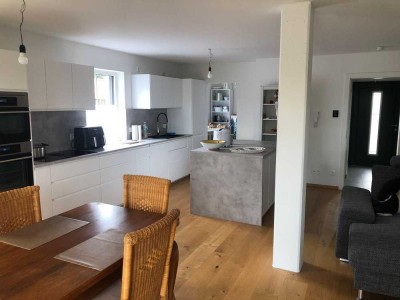 Wunderschöne Maisonette-Wohnung mit eigenem Hauseingang
