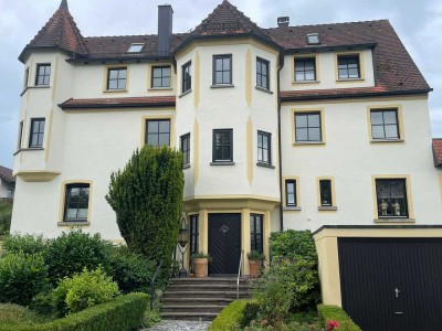 Geschmackvolle, vollständig renovierte 2-Zimmer-Maisonette-Wohnung in Ulm