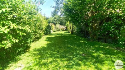 Gartenwunder!!! Sanierungsbedürftiges Einfamilienhaus in traumhafter Lage