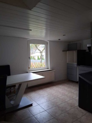 Schöne 4-Zimmer-Wohnung mit großer überdachter Terrasse – Elbnähe in Grünhof-Tesperhude