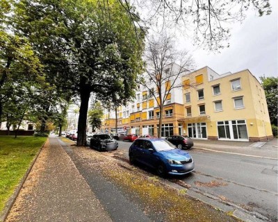 "Drei Charmante Apartments mit Stellplatz, Aufzug und kleiner EBK zu vermieten"