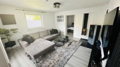 Mayence-Immobilien: Schöne 2 Zimmerwohnung mit Terrasse und Garten!! inkl. PKW-Carport!!