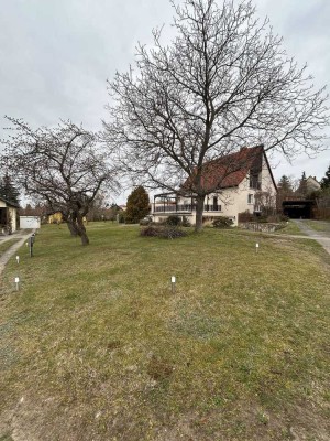 Einfamilienhaus mit großem Grundstück und viel Potential zur Miete!