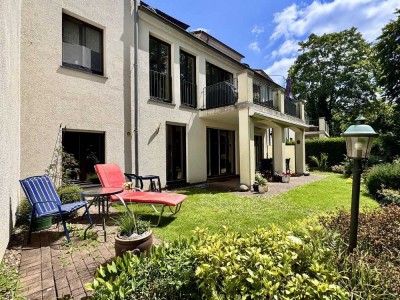 Tolle Lage! Großzügige 3-Zimmer-Wohnung mit Terrasse, Garten und Blick ins Grüne in