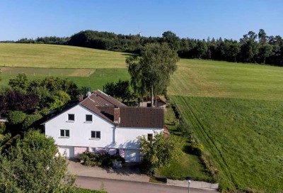 Geräumiges Einfamilienhaus in schöner Ortsrandlage