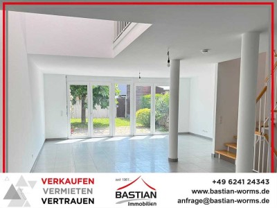 Für Städter oder die es werden wollen: Modernes RH, EBK, Garten, Garage, am Liebenauer Feld!