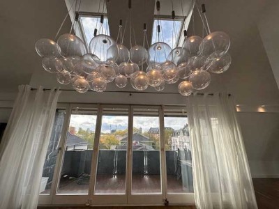 Exklusive * Altbau 4 Zimmer Penthousewohnung nähe Holzhausenpark