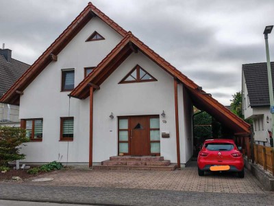 Einfamilienhaus mit gehobener Ausstattung in gewachsener Wohnlage
