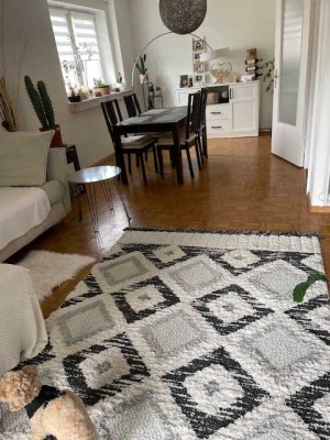Schöne 3-Zimmer-Wohnung mit 2 Balkonen ab 01.09.2025 frei