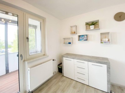 Helle, sehr gepflegte 2-Zimmer-Wohnung mit westseitiger Loggia