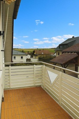 Gepflegte 3-Zimmer Dachgeschosswohnung mit Balkon in Kindenheim