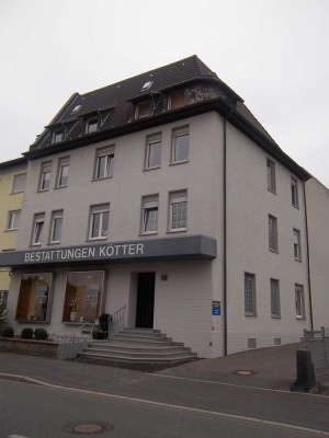 Gemütliche, modernisierte DG-Wohnung (2 Zi. KDB) im 3.OG in Do-Benninghofen