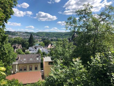 Attraktive 3-Zimmer-Wohnung mit Balkon und EBK in Remagen