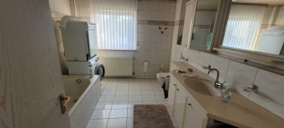 Helle 4-Zimmer-Wohnung mit Balkon und Stellplatz in Riedstadt