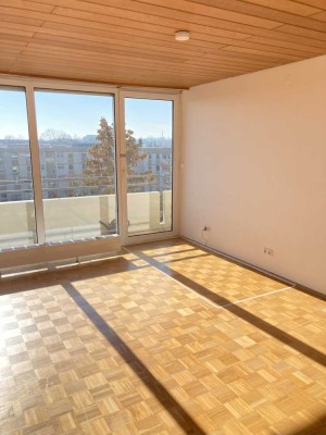 Ansprechende vollständig renovierte 4-Raum-Wohnung mit EBK in Augsburg