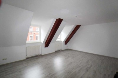 *** Schicke, preiswerte 2 Zimmerwohnung im Zentrum von Penig ***