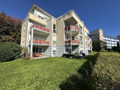 Bestlage am Eisweiher - mit Sonnenterrasse, Privatgarten, Einbauküche & TG-Platz. Ab 01.01.26!