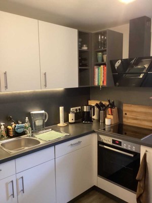 Gut geschnittene 2-Zimmer-Wohnung mit Einbauküche