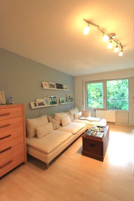 Schicke 2-Zimmer Wohnung - grüne Lage in Gerichtsnähe