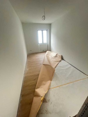 **ERSTBEZUG** Stilvolle 1,5-Zimmer-Wohnung mit Balkon in Landau in der Pfalz