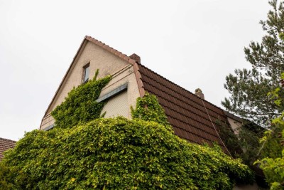 *** NA! das sieht doch SPANNEND aus! ein EIN- bis ZWEIFAMILIENHAUS ***