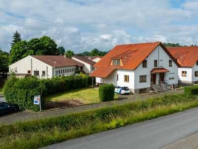 offene Besichtigung: 29.06.2025, 13:00 - 14:00 Uhr / DHH mit Einliegerwohnung in Nordborchen