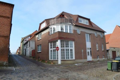 Sonniges, modernes, großes Stadthaus mit viel Platz und vielen Nutzungsmöglichkeiten