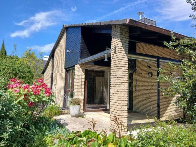 Großzügiges Einfamilienhaus mit Kamin, Garten & Doppelgarage in Mainz-Drais – Provisionsfrei!
