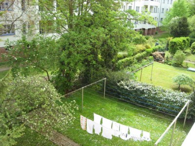 Sanierter Bauhaus-Altbau mit neuer Einbauküche sucht ehrlichen Mieter