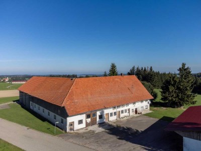 Eheml. Bauernhof in erhöhter Weilerlage von Böhen bei Ottobeuren/Allgäu!