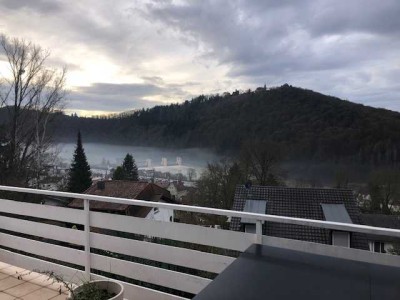 Hochwertiges Einfamilienhaus am Hang mit sonniger Südwestlage!