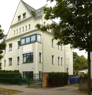 Stilvolle 2-Zimmer-Wohnung mit mit Einbauküche in Eichwalde