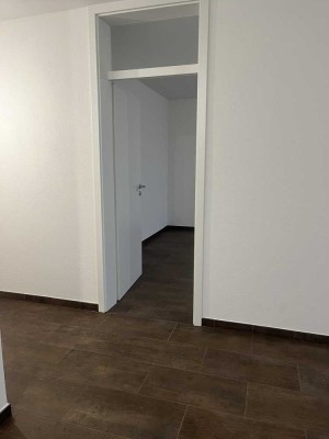 Schöne 2-Zi-Wohnung in Bruchsal-
Untergrombach - frisch renoviert