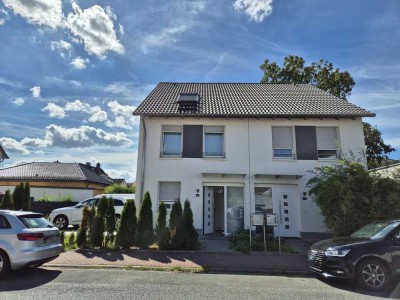 Moderne 5-Zimmer-Doppelhaushälfte mit Fußbodenheizung, gehobener Ausstattung & EBK