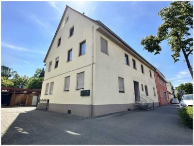 Urbanes Wohnen mit Hauscharakter - Große City-Maisonette auf zwei Ebenen und Blick ins Grüne