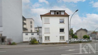 Zentrale Stadtlage: Vielseitiges Mehrfamilienhaus mit Arztpraxis!