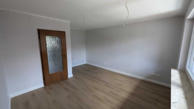 Erstbezug nach Teilrenovierung ,Schöne 3-Zimmer-Wohnung in Neuenstein