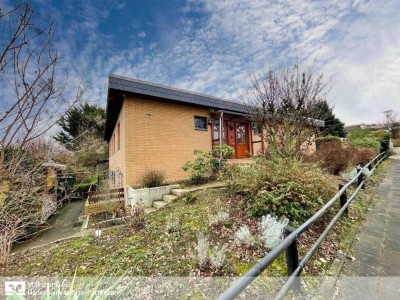 Hildesheim-Moritzberg: Großzügiger Bungalow mit Garten in ruhiger Lage