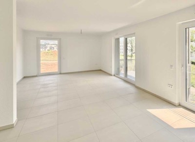neu, hochwertig, Balkon und Küche, traumhafte Lage: helle, großzügige 2-Zi-Wohnung im schönen Neubau