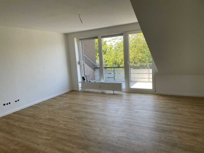 Helle, modernisierte 2-Zi.-Wohnung mit Balkon in Dinslaken Hiesfeld!