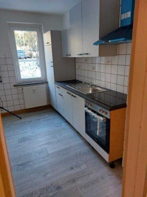 3 Zimmer, neue Einbauküche, Tageslichtbad mit Wanne - Tolle Erdgeschosswohnung in sehr ruhiger Lage!