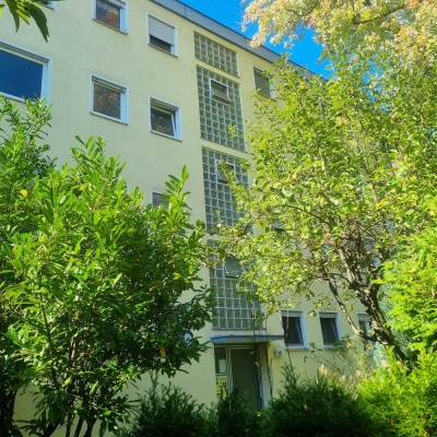 Attraktive 2-Zimmer-Wohnung zur Miete in 90431, Nürnberg, Sigmundstr.  im 2.OG.