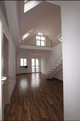 Helle Dachgeschosswohung in Liebertwolkwitz