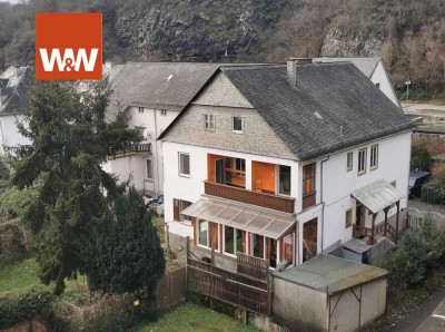 Zweifamilienhaus mit viel Potenzial - 
Zur Selbstnutzung oder als Kapitalanlage