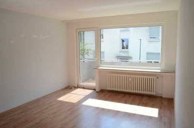 helle und freundliche Balkonwohnung