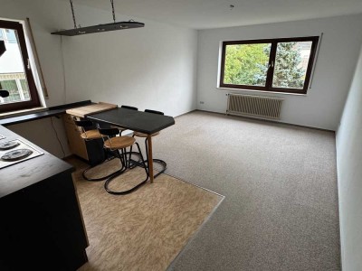 Teilmöblierte 2-Zimmer Wohnung in Ludwigsburg-Eglosheim