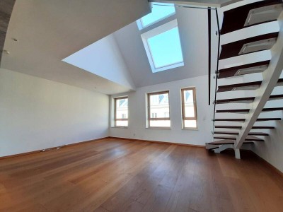 Familientraum | Exklusive Maisonette-Wohnung im Dachgeschoss mit Balkon und Terrasse | 4 Zimmer | Klimatisiert