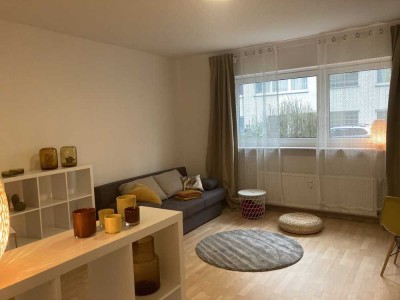 Möbliertes Wohnen mitten in Frankfurt von Privat