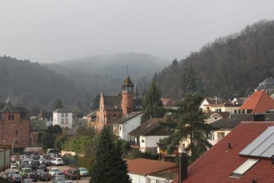 Dachgeschosswohnung zu vermieten