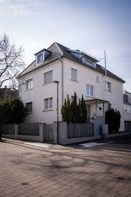 Stadtvilla mit Charme & Rendite – vielseitig nutzbares Wohn- und Geschäftshaus in ruhiger Ecklage